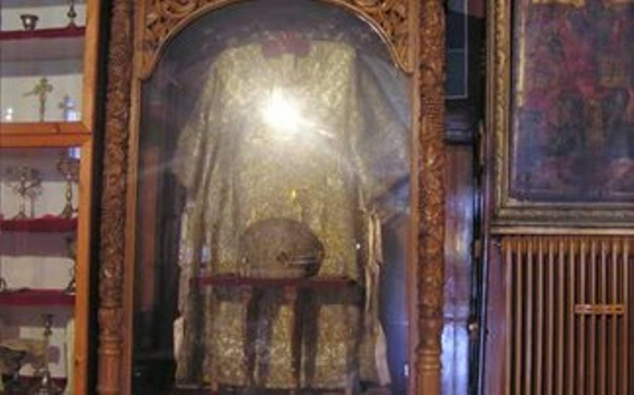 Iωάννινα: Ιερόσυλοι αφαίρεσαν τα ιερά άμφια του πατριάρχη Αθηναγόρα