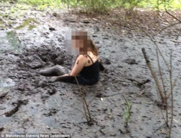Τραγικός θάνατος: Βρετανίδα βυθιζόταν ανήμπορη στη λάσπη! (video+photos)
