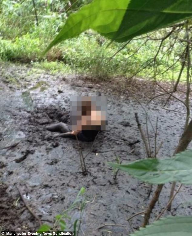Τραγικός θάνατος: Βρετανίδα βυθιζόταν ανήμπορη στη λάσπη! (video+photos)