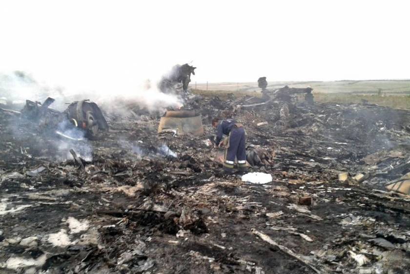 Ουκρανία: Μαχητικό κατερρίφθη κοντά στο σημείο συντριβής του Boeing