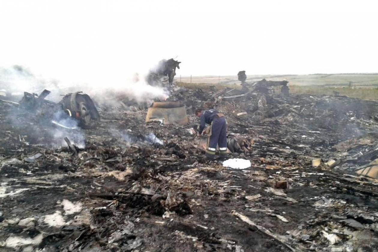 Ουκρανία: Μαχητικό κατερρίφθη κοντά στο σημείο συντριβής του Boeing