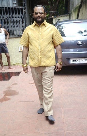 Ινδός μεγιστάνας κυκλοφορεί με πουκάμισο από... (pics)