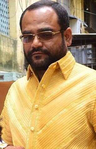 Ινδός μεγιστάνας κυκλοφορεί με πουκάμισο από... (pics)
