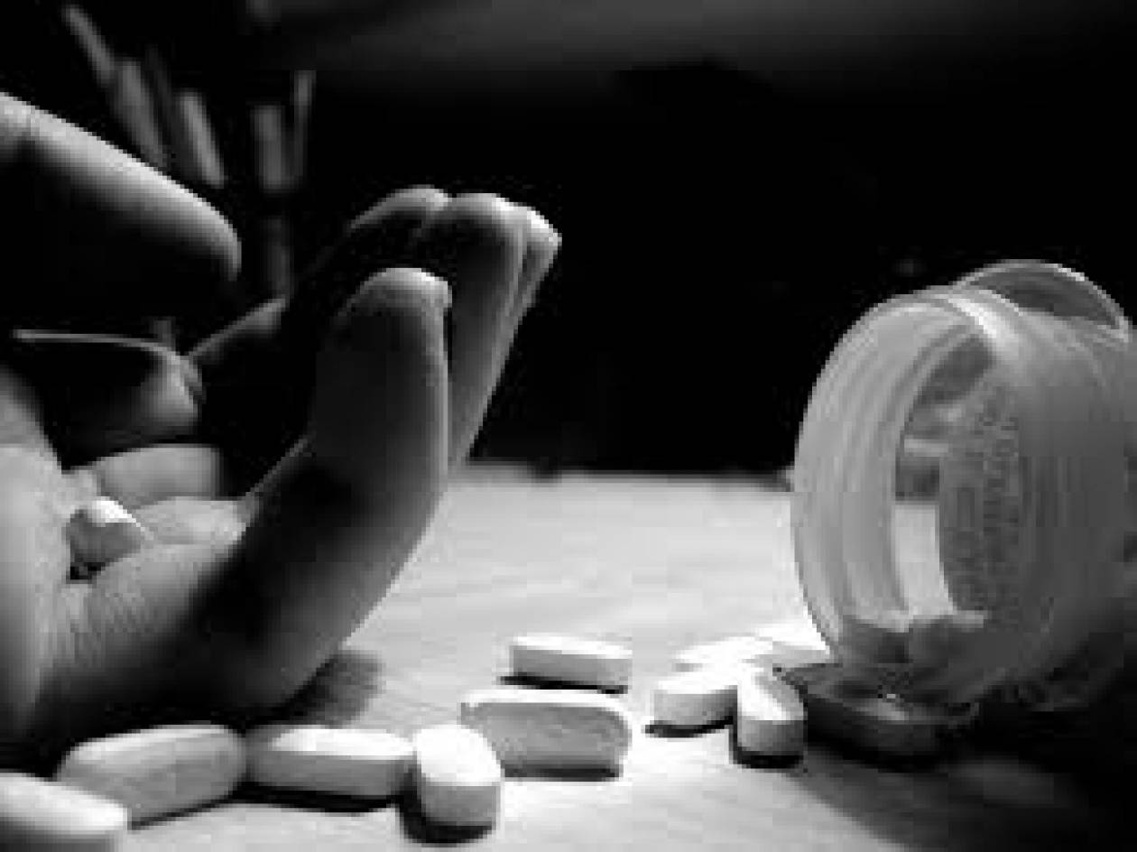 Αμφιλοχία: Ανήλικη αποπειράθηκε να αυτοκτονήσει με χάπια