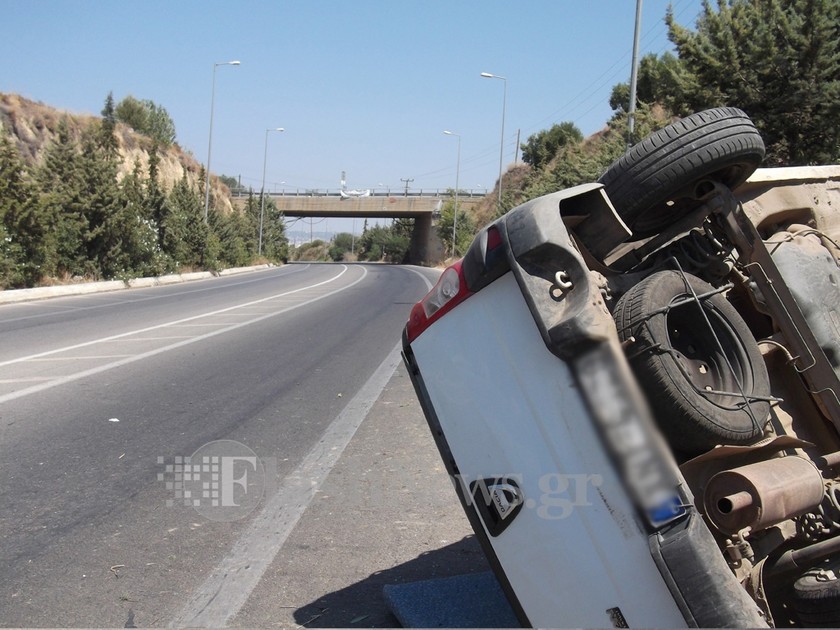 Κρήτη: Τροχαίο με ανατροπή οχήματος στον ΒΟΑΚ (pics)