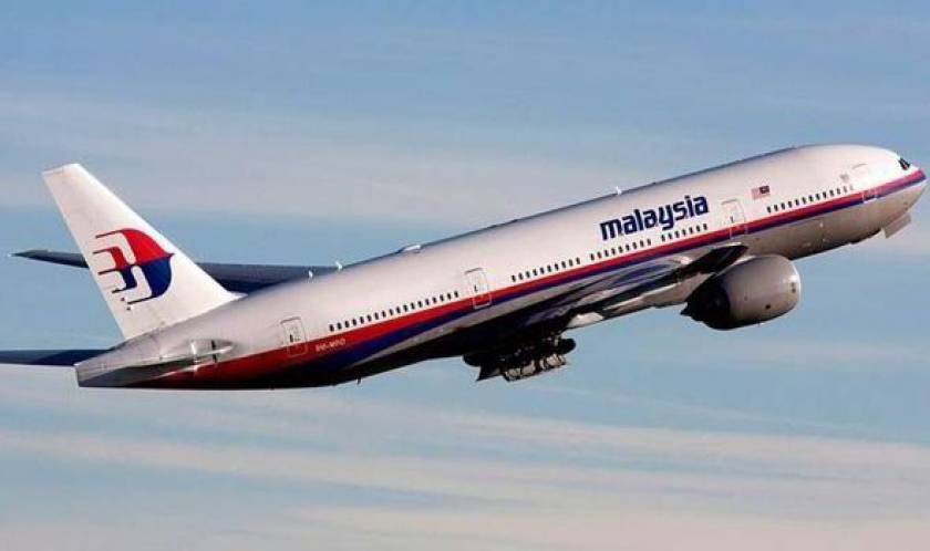 Σήκωναν λεφτά από τους λογαριασμούς επιβατών της πτήσης MH370