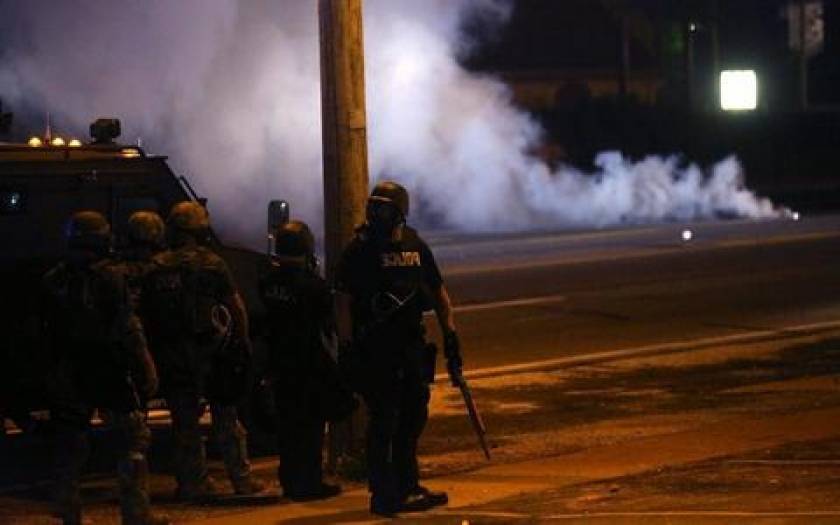 Φέργκιουσον: «Κατεβάζουν» την Εθνοφρουρά για να ελέγξει τις διαδηλώσεις