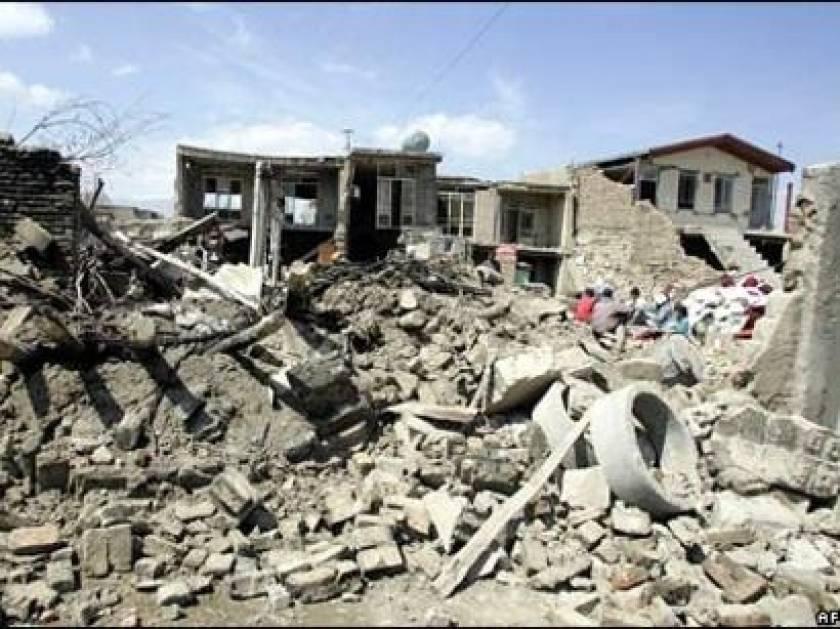 Ιράν: Τουλάχιστον 250 τραυματίες από τον ισχυρό σεισμό