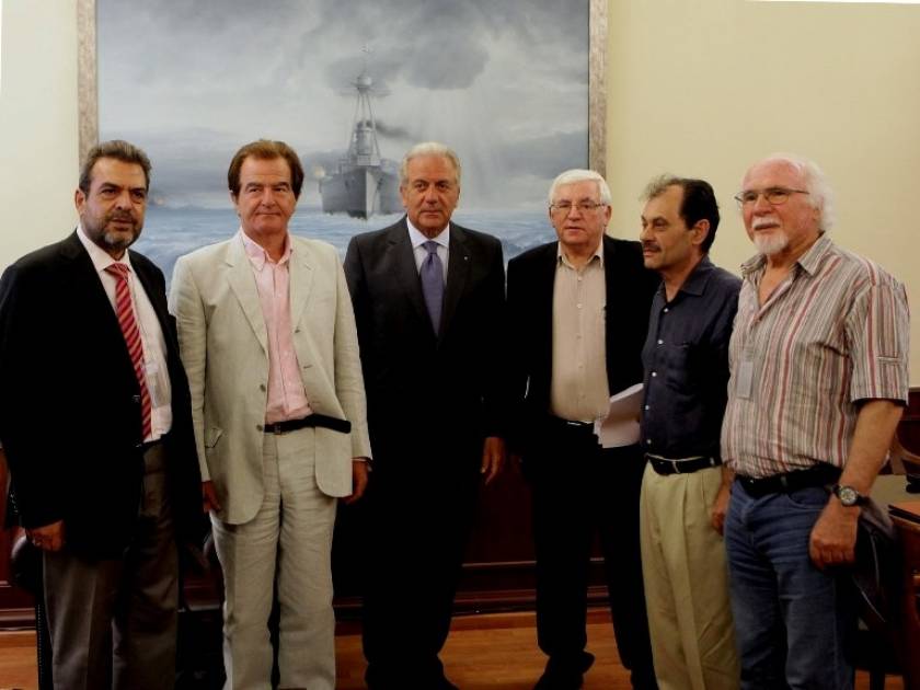 Συνάντηση Αβραμόπουλου με μέλη της πρωτοβουλίας «Έτος Κύπρου 2014»