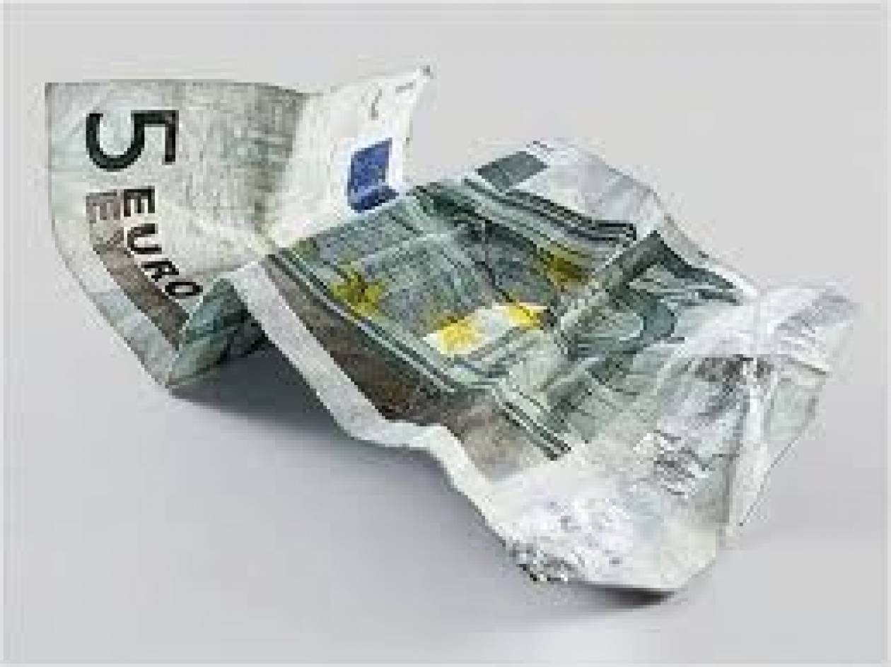 Το ευρώ  διαμορφώνεται στα 1,3272 δολάρια
