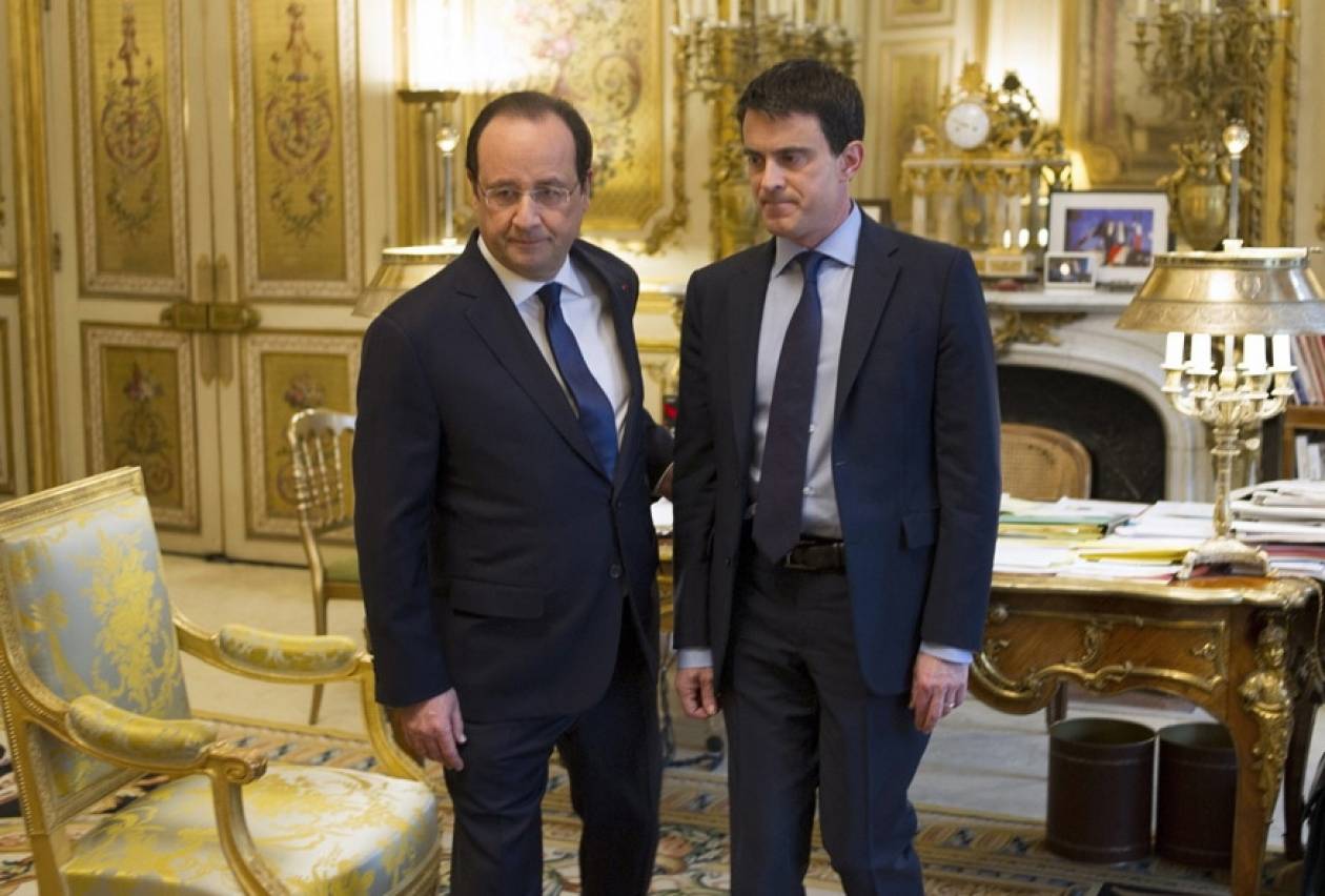 Στον «πάτο» οι δημοτικότητες του Γάλλου προέδρου και του πρωθυπουργού