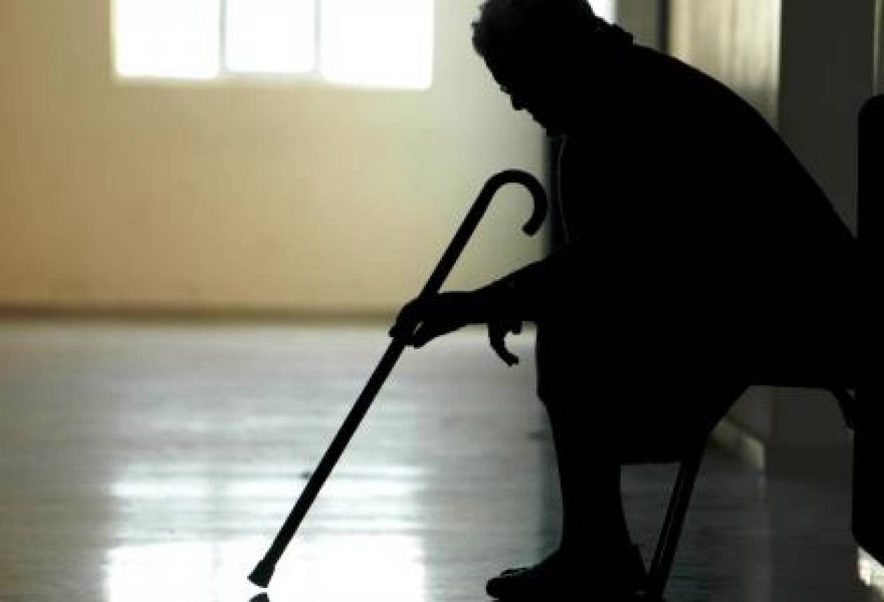 Λαμία: Ζευγάρι απατεώνων κλέβει τις οικονομίες ηλικιωμένων