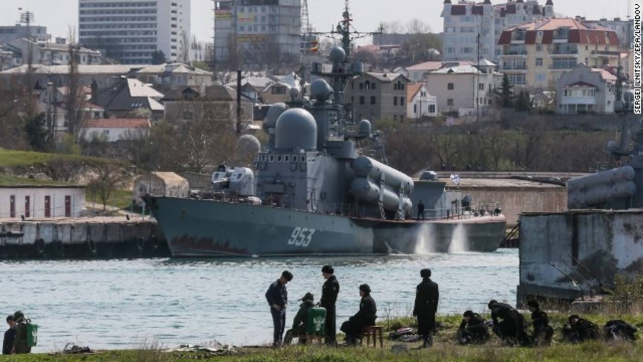 Βύθιση ουκρανικού περιπολικού σκάφους από πυρά