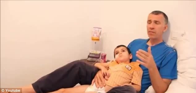 Απαγωγή πεντάχρονου με καρκίνο: Τι λέει ο μεγάλος αδερφός του (pics+video)