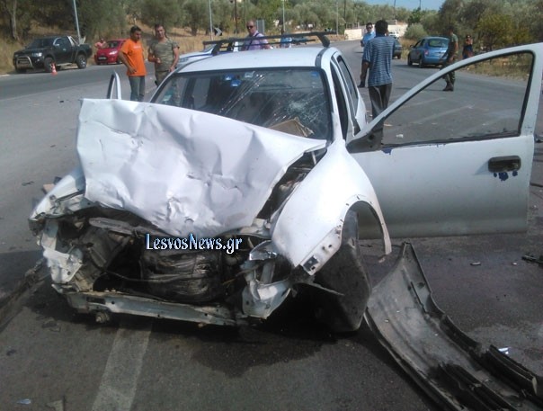 Λέσβος: Σφοδρότατη σύγκρουση ΙΧ αυτοκινήτων - 3 Τραυματίες 