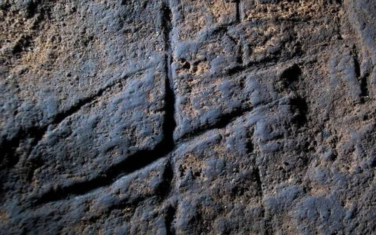 Ανακαλύφθηκε το πρώτο έργο τέχνης των Νεάντερταλ μέσα σε σπήλαιο του Γιβραλτάρ