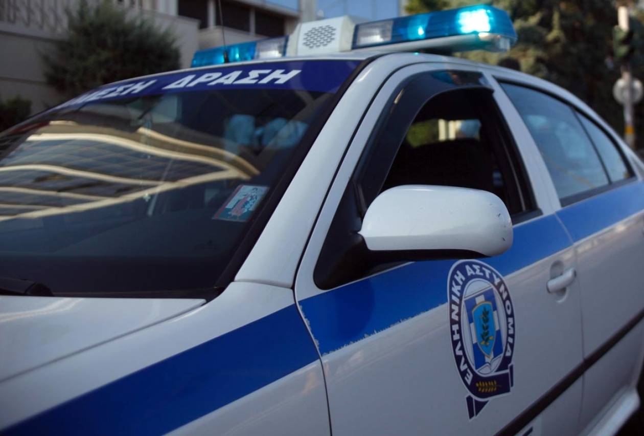 Προσαγωγές και συλλήψεις από τον «Θησέα» στο κέντρο της Αθήνας