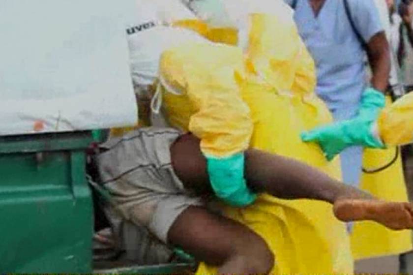 Έμπολα: Συγκλονιστική «σύλληψη» ασθενή που δραπέτευσε! (vid+pics)