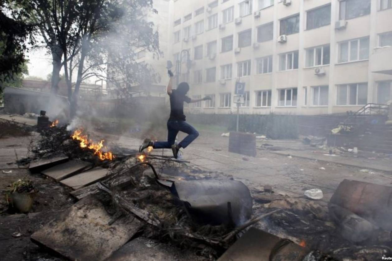 Ουκρανία: Αλλεπάλληλες εκρήξεις στη Μαριούπολη