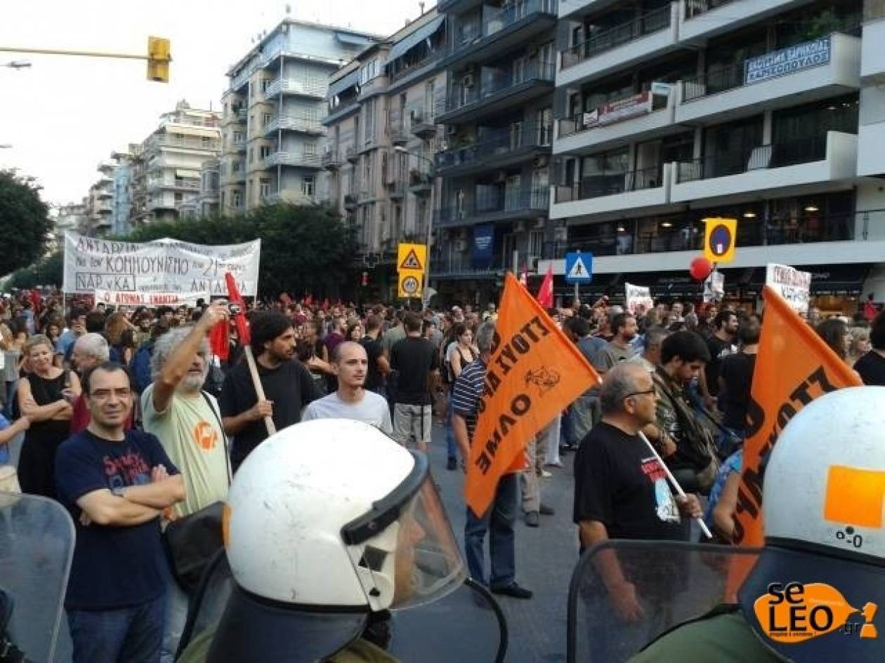 ΔΕΘ: Πορεία αντιεξουσιαστών στη Θεσσαλονίκη