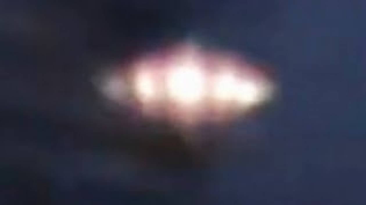 Βίντεο: Κατέγραψαν UFO στον ουρανό της Ρωσίας