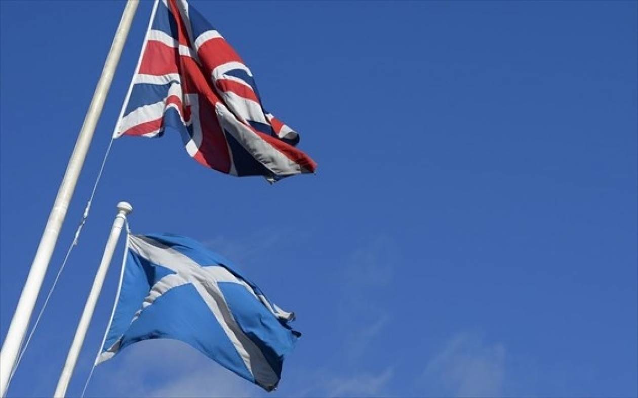 Στη Σκωτία εκτάκτως οι ηγέτες των τριών μεγαλύτερων βρετανικών κομμάτων