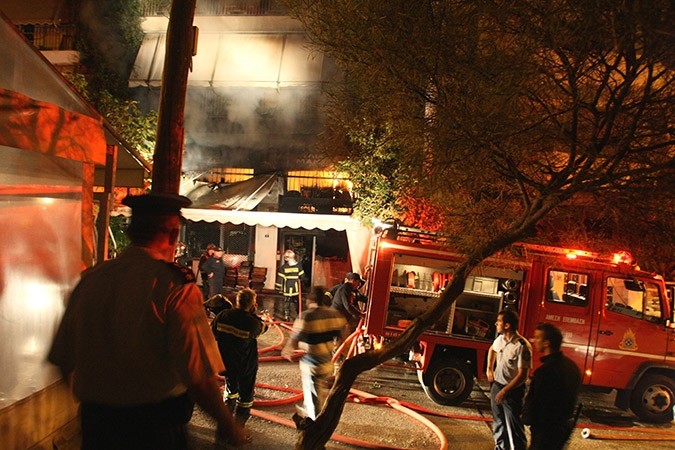 Παλαιό Φάληρο: Πώς παγιδεύτηκε στις φλόγες ο ηρωικός πυροσβέστης