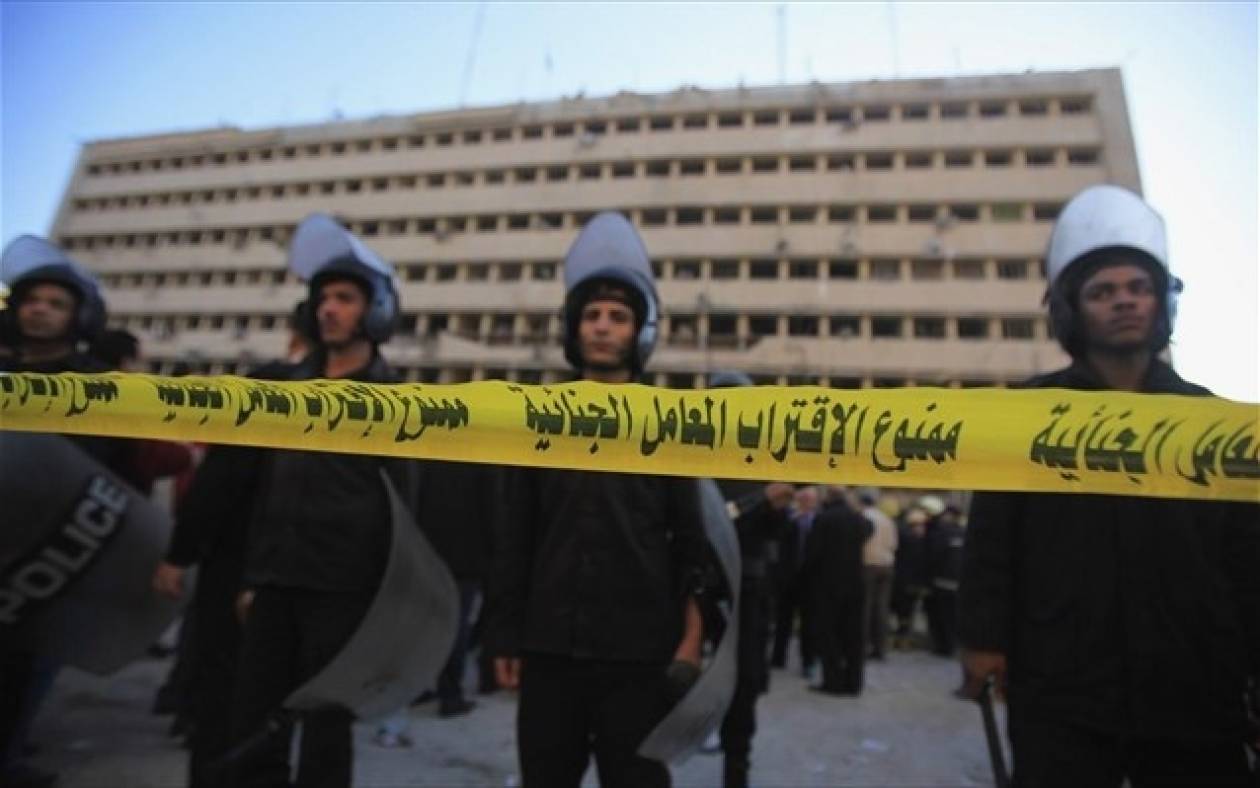 Αίγυπτος: Νεκροί έξι αστυνομικοί από έκρηξη βόμβας στο Σινά
