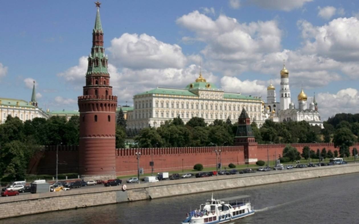 Ρωσία: Ο κόσμος ελέγχεται από μία «ορισμένη οργάνωση» πιστεύει το 45%