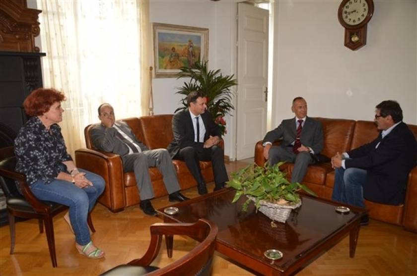 Patras mayor meets with visiting Russian ambassador to Athens