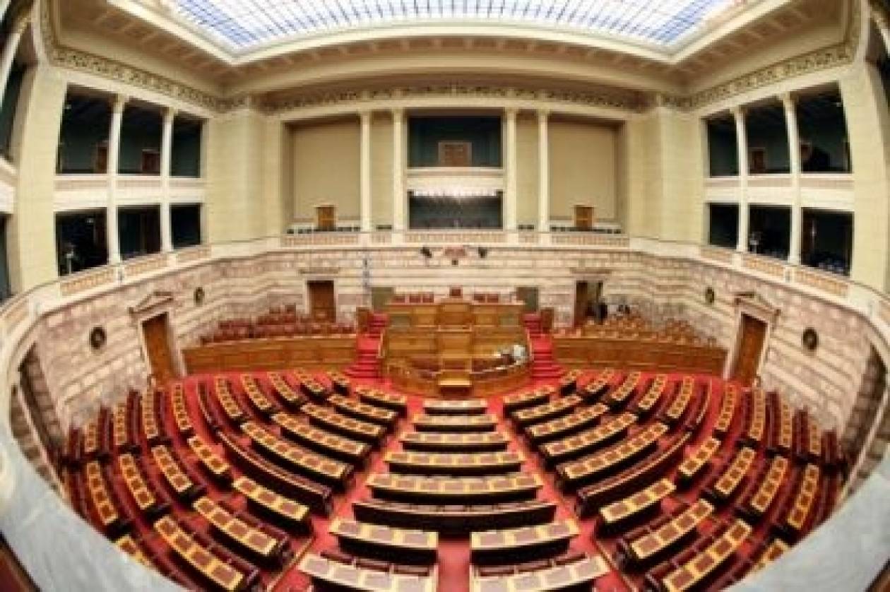 Προκαλούν ξανά: Έξτρα 30.000 ευρώ στην ένωση των τέως βουλευτών από τη Βουλή