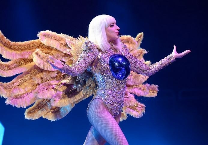 Lady Gaga: «Σεισμός» στο ΟΑΚΑ – Δείτε φωτογραφίες από τη συναυλία 