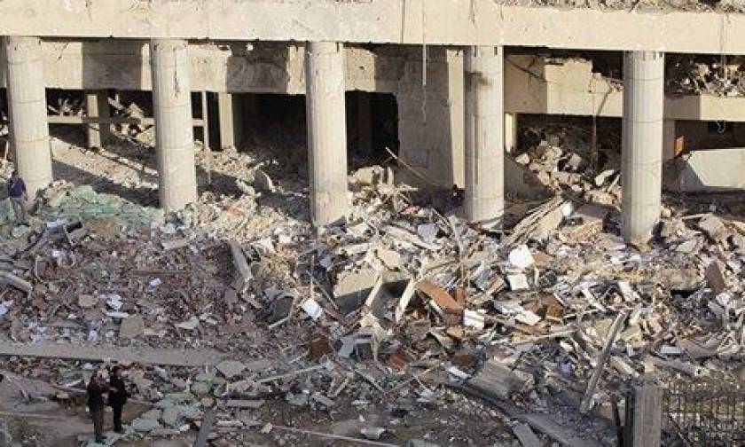 Τέσσερις νεκροί από έκρηξη βόμβας στο Κάιρο