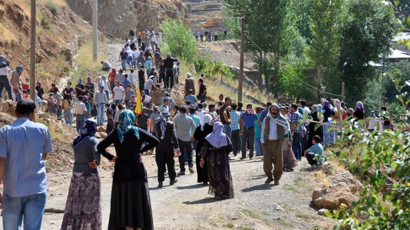 Συρία: 70.000 Κούρδοι κατέφυγαν στην Τουρκία σε ένα 24ώρο!