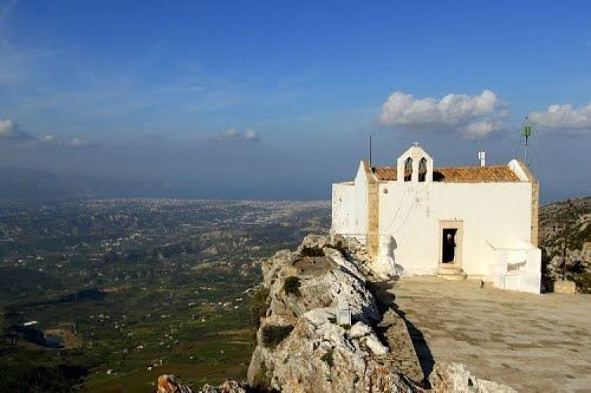 Κρήτη: Στο στόχαστρο της ΕΛ.ΑΣ. ο βέβηλος των εκκλησιών