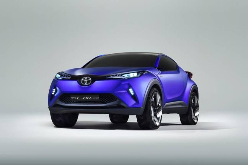 Toyota: Οι πρώτες  φωτογραφίες του C-HR concept