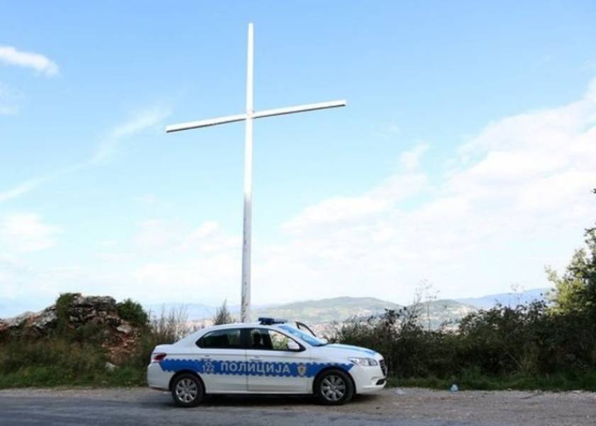 Βοσνία: Αντιδράσεις έφερε το μνημείο για τους Σέρβους που σκοτώθηκαν στον πόλεμο
