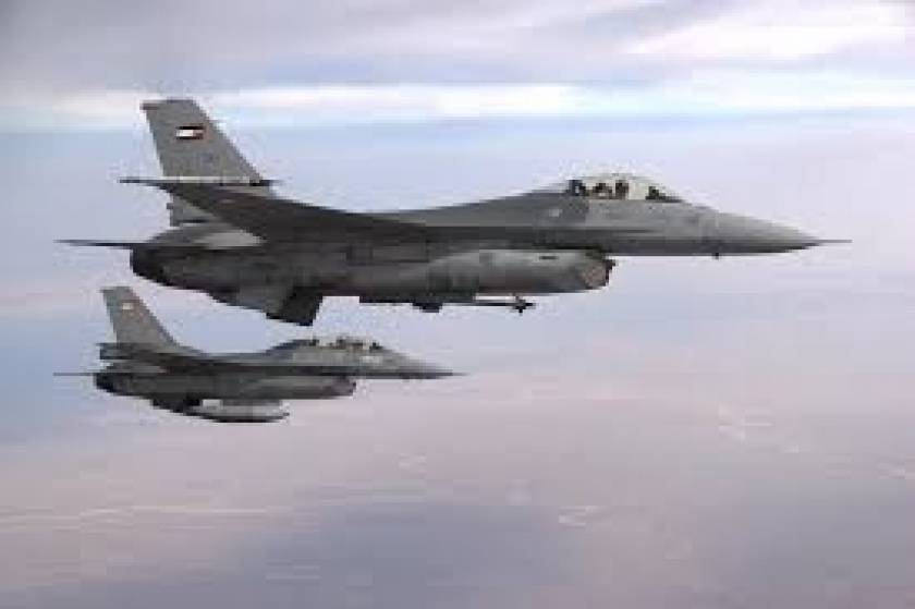 Συρία: Βομβαρδισμοί θέσεων του ΙΚ από την αεροπορία της Ιορδανίας