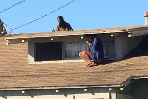 Ηθοποιός κρύφτηκε στη στέγη για να γλιτώσει από ληστή! (pic)