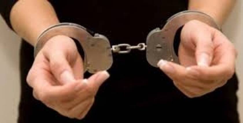 Λάρισα: Συνελήφθη 32χρονη για διακίνηση ναρκωτικών