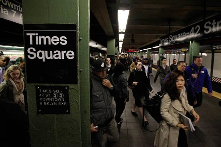 Ενισχύονται τα μέτρα ασφαλείας στο μετρό της Νέας Υόρκης υπό το φόβο των μαχητών του ΙΚ