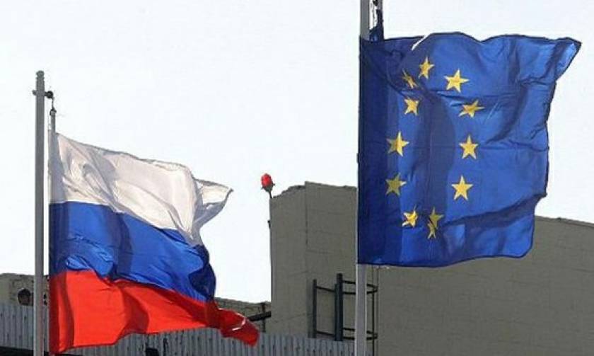 H EE«θα διατηρήσει» σε ισχύ τις κυρώσεις που επέβαλε στη Ρωσία