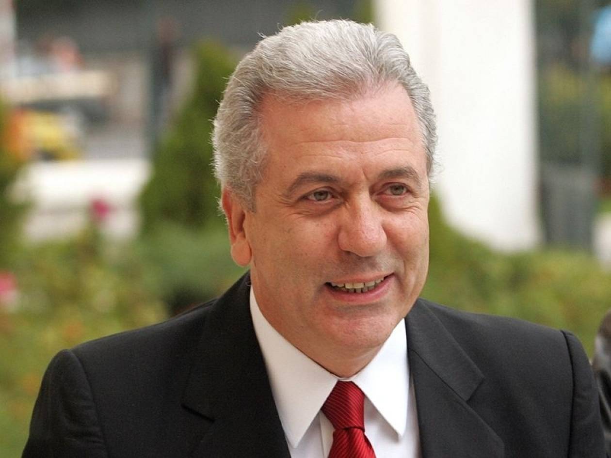 «Ψυχικά παρών» θα είναι αύριο ο Αβραμόπουλος στη Χαλκιδική