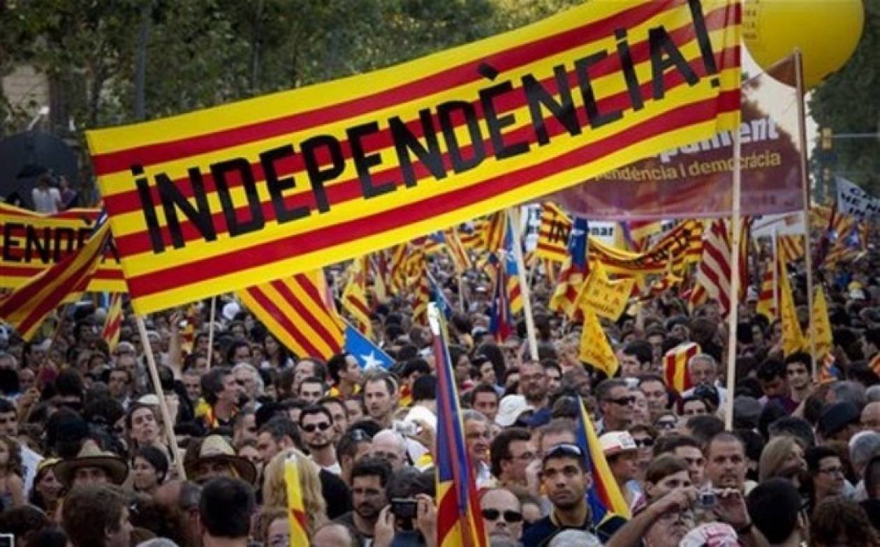 Ισπανία: «Τρικλοποδιές» στο δημοψήφισμα για την ανεξαρτησία της Καταλονίας