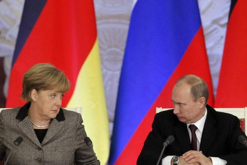 Μέρκελ: Ίσως επανεξεταστούν οι όροι της συνεργασίας με τη Ρωσία