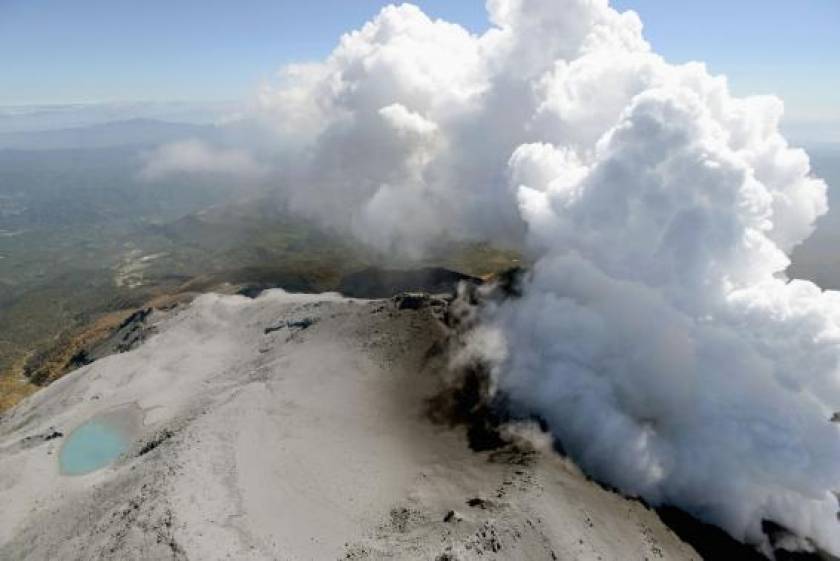Ιαπωνία: Αναστολή στις έρευνες λόγω αυξημένης δραστηριότητας του ηφαιστείου