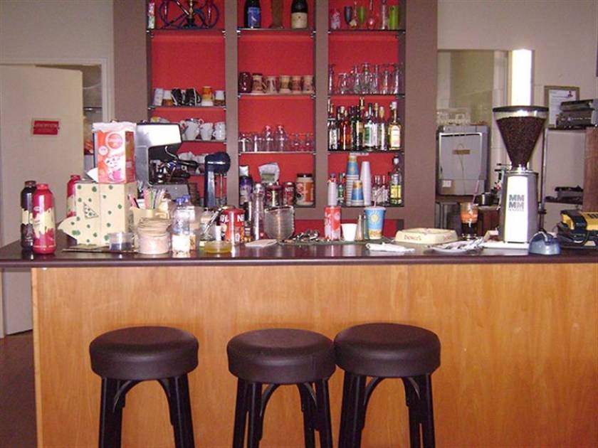 Καλαμπάκα: Λαχτάρησε ο πελάτης-Έπινε τον καφέ του όταν ξαφνικά αντίκρισε…