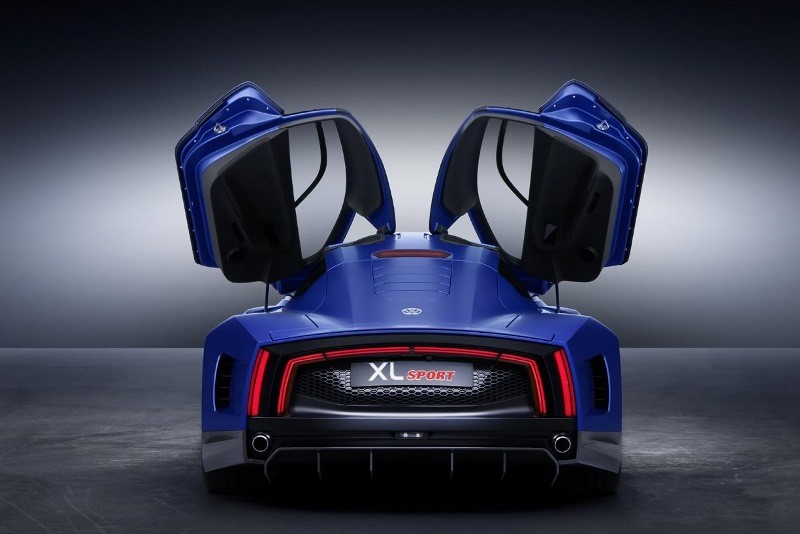 VW: Παρουσίασε το XL Sport με κινητήρα V2 Ducati 
