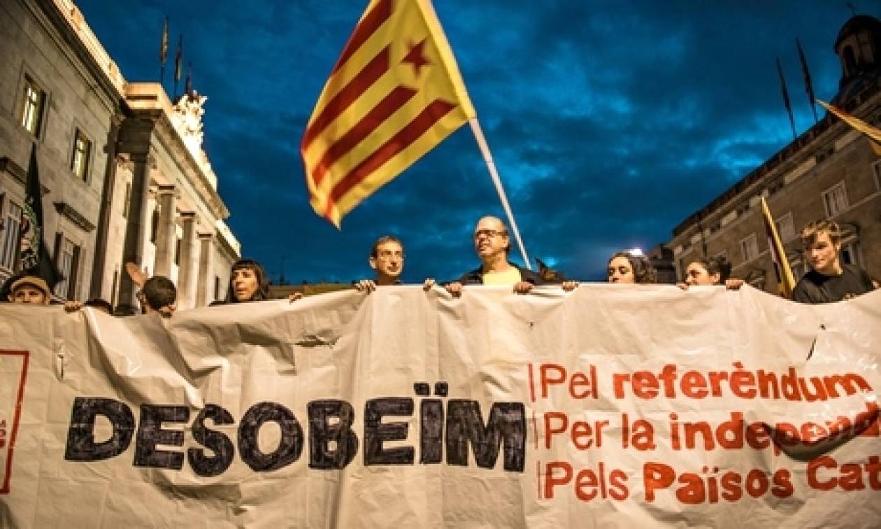 Ισπανία: Η Καταλονία θα προχωρήσει με το σχέδιό της για δημοψήφισμα