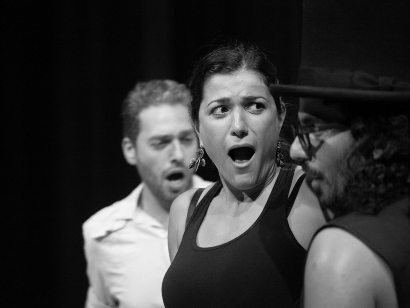 «Έτσι κάνουν όλες»: Η όπερα του Μότσαρτ στη Λυρική Σκηνή